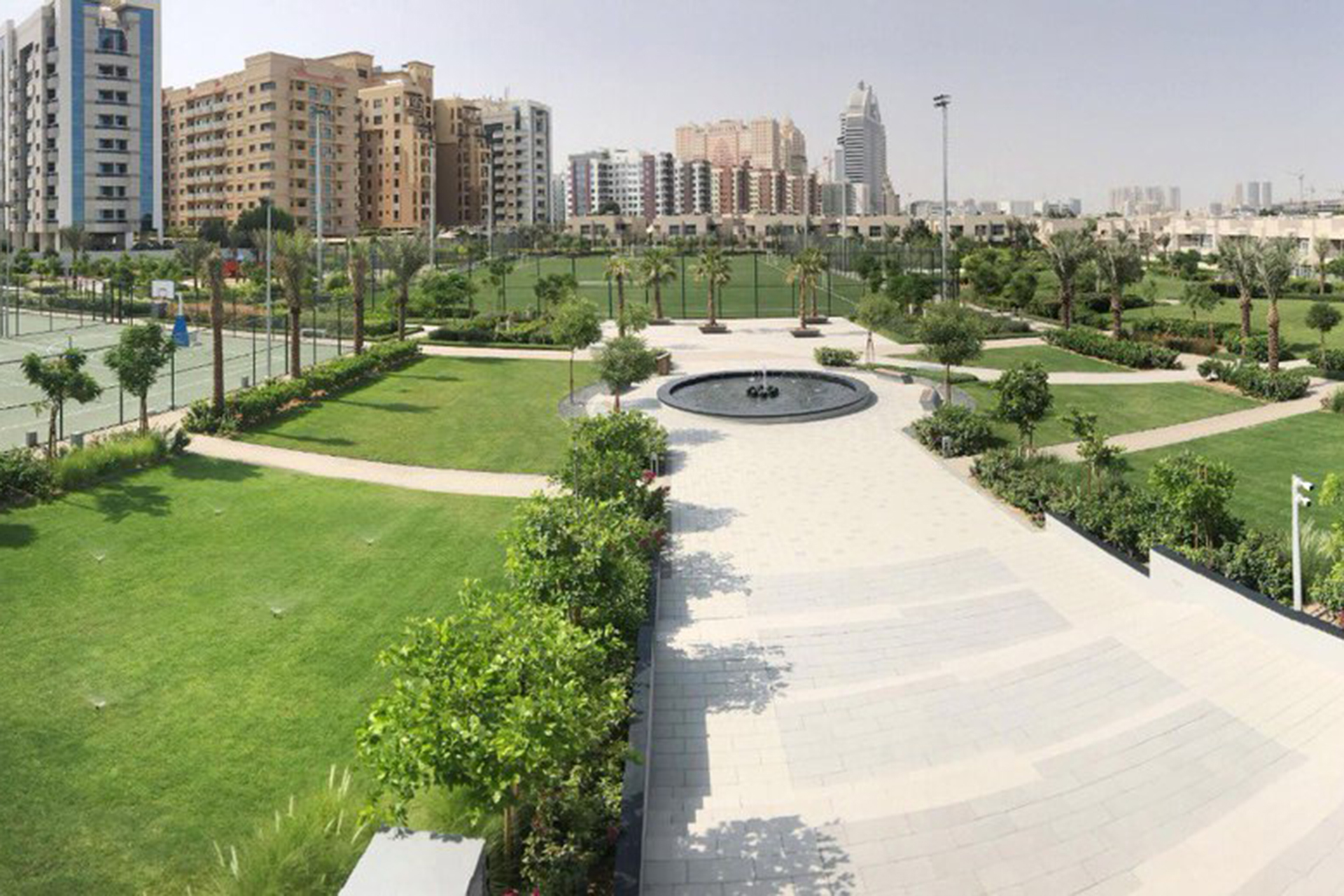 For entrepreneurs and innovators, Dubai Silicon Oasis doubles as a launchpad. As a free zone anchored by the Dubai Silicon Oasis Authority and Dubai Digital Park, the community offers streamlined business licensing, flexible office formats, and a supportive ecosystem at the Dubai Technology Entrepreneur Campus (Dtec). Whether you choose plug-and-play coworking or a bespoke corporate suite, the infrastructure, networking, and services are designed to help teams scale. Living in Dubai Silicon Oasis keeps work and home close, cutting commute stress and boosting productivity, while cafes, courtyards, and retail at Digital Park and Silicon Central Mall create natural backdrops for client meetings. It is a technology-forward address where ambition meets everyday comfort.