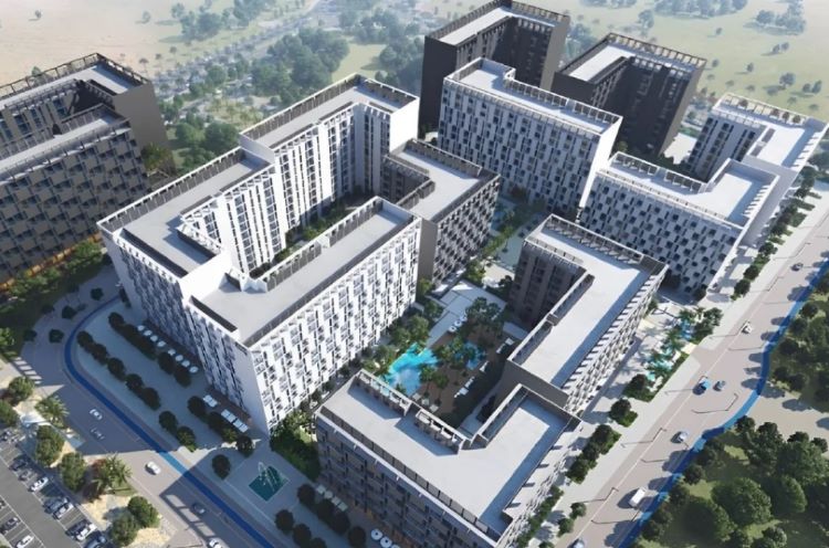 Location is the ultimate luxury, and Al Mamsha Raseel gives you exactly that. Set in Muwaileh, the community sits beside University City—near landmarks like the American University of Sharjah and University of Sharjah—with seamless access to Sheikh Mohammed bin Zayed Road (E311) and Maliha Road for swift drives to Dubai. City Centre Al Zahia is just a few minutes away for major shopping, while Sharjah International Airport is roughly 10 minutes by car. Daily life feels effortless in Al Mamsha Raseel: supermarkets, pharmacies, nurseries, and cafés line the pedestrian promenade, and healthcare options such as University Hospital Sharjah are within easy reach, making convenience part of the fabric of your day.